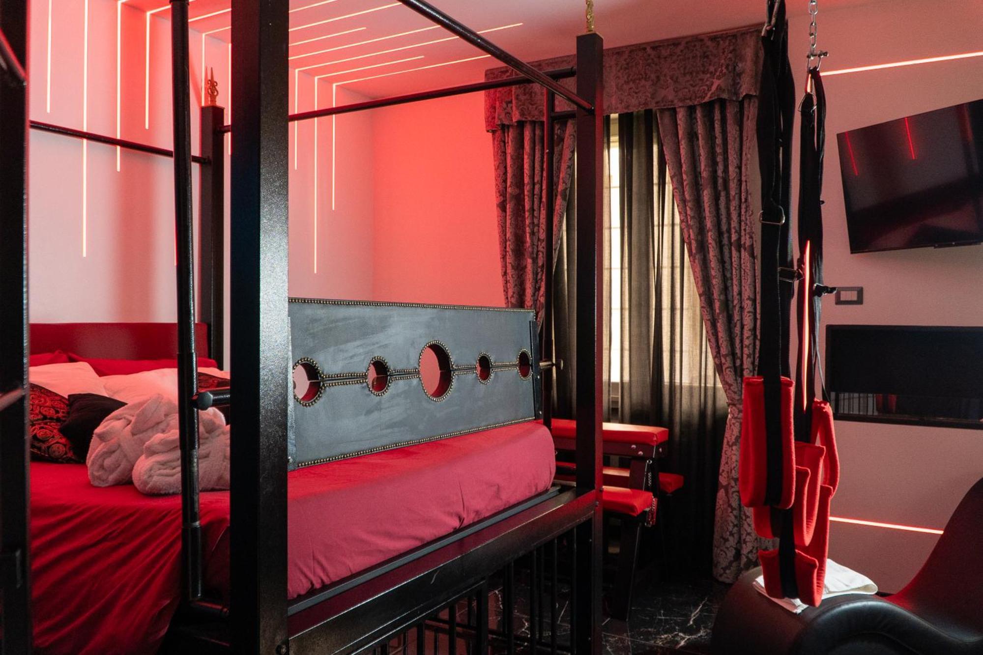 Suite Luxury Bdsm Rom Exterior foto